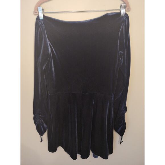 Urban Outfitters Brooklyn velvet playsuit romper M - Picture 6 of 11